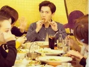 小贾娱乐圈里吃瓜是谁,真相与幕后